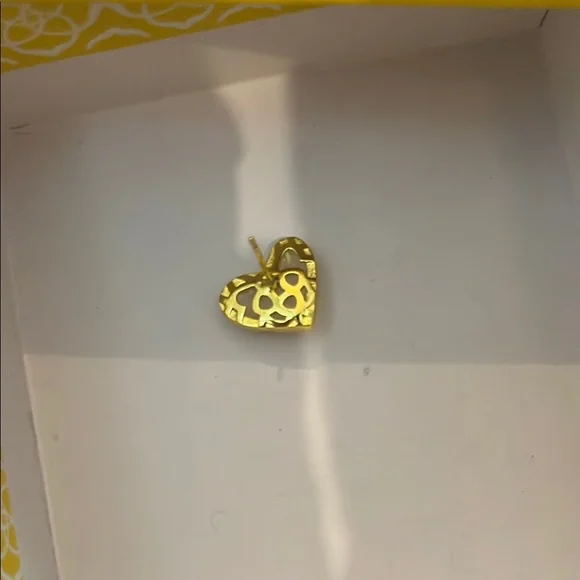 Gold Heart Earrings - Picture 3 of 5